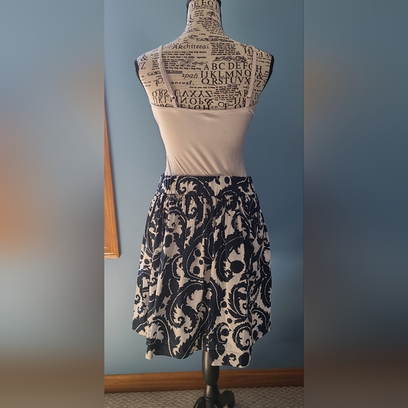 NWOT! Banana Republic Cotton Skirt Size M - Picture 2 of 3